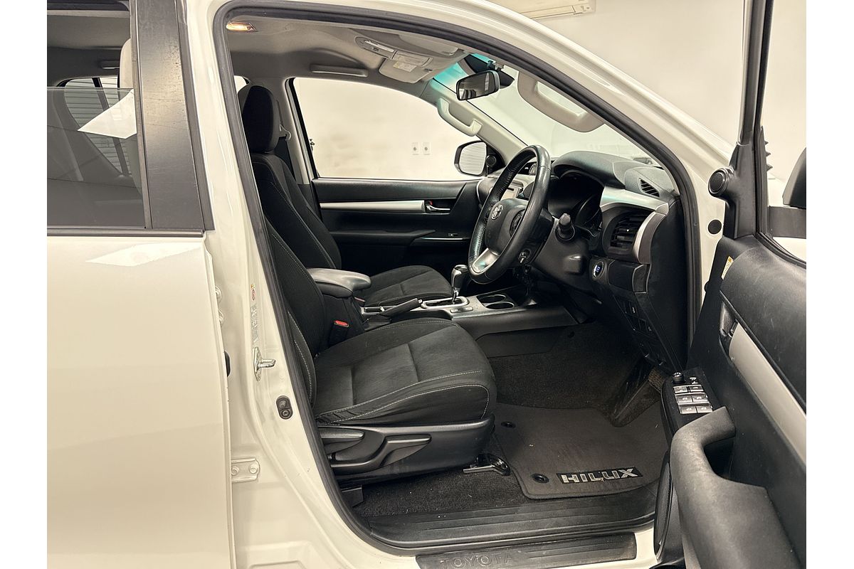 2019 Toyota Hilux SR5 GUN126R 4X4