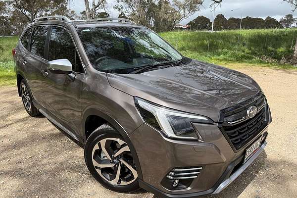 2024 Subaru Forester 2.5i-S S5