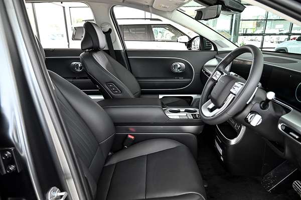 2025 Hyundai IONIQ 9 Calligraphy ME.V1