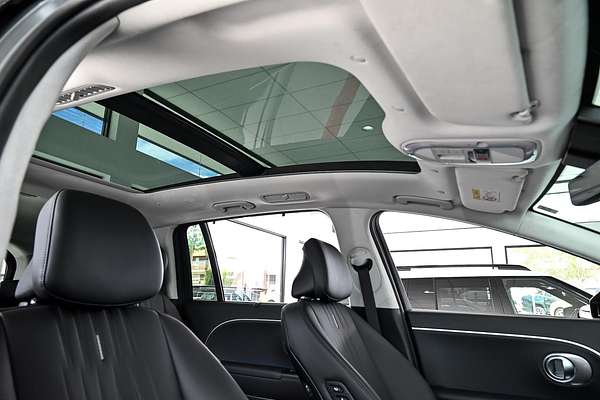 2025 Hyundai IONIQ 9 Calligraphy ME.V1