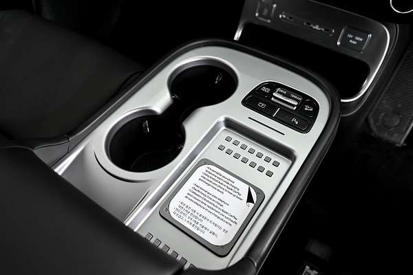 2025 Hyundai IONIQ 9 Calligraphy ME.V1