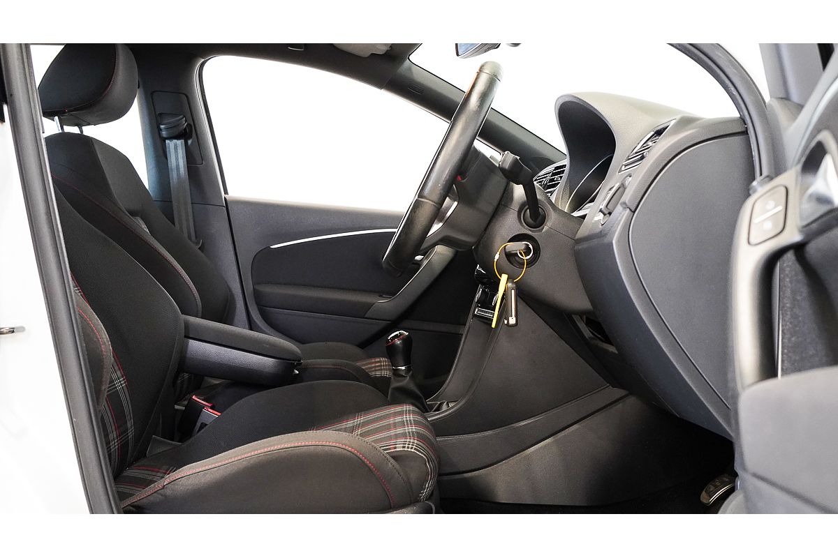 2015 Volkswagen Polo GTI 6R