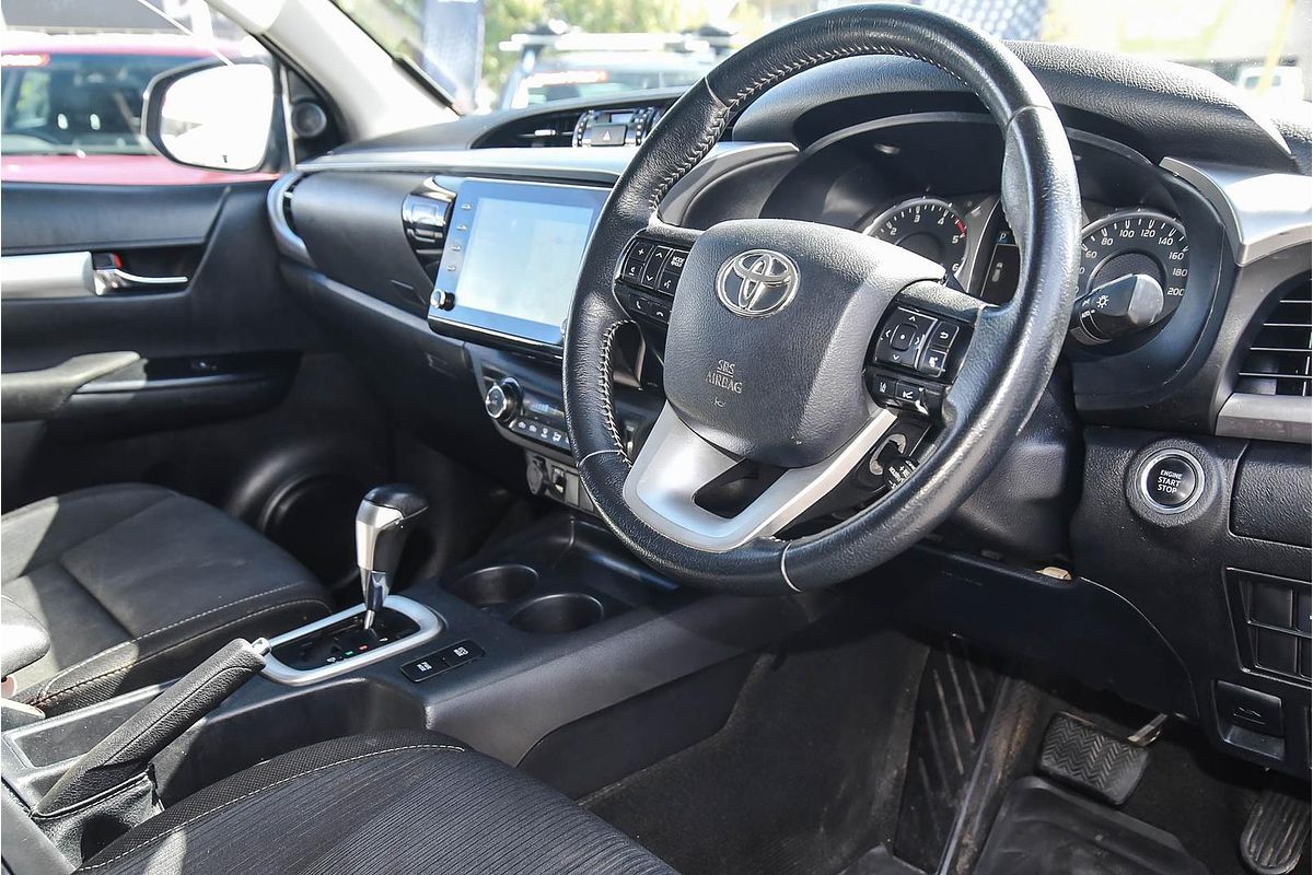 2020 Toyota Hilux SR5 GUN126R 4X4