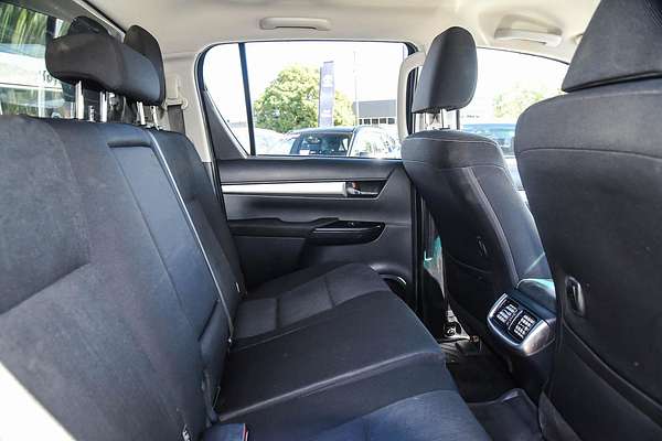 2020 Toyota Hilux SR5 GUN126R 4X4