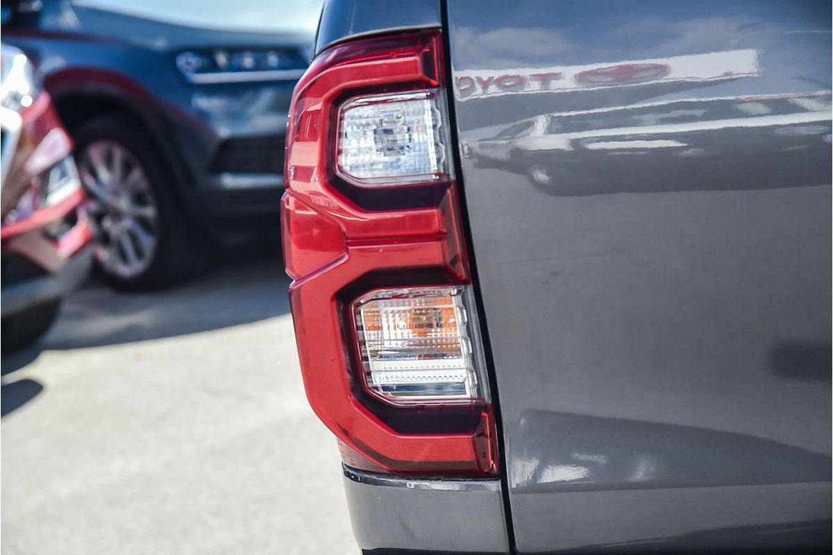 2020 Toyota Hilux SR5 GUN126R 4X4