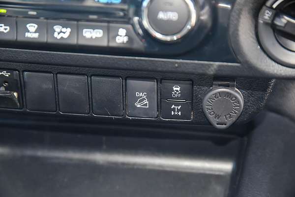 2020 Toyota Hilux SR5 GUN126R 4X4