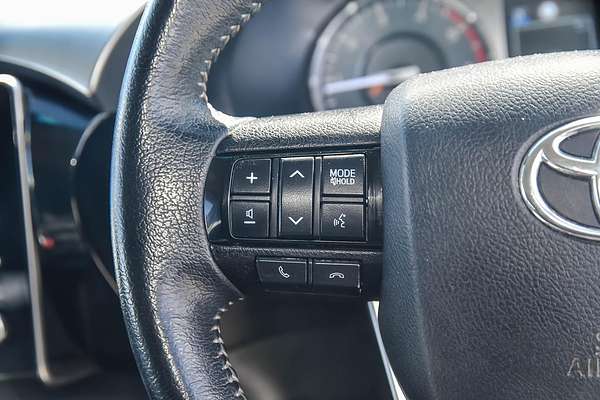 2020 Toyota Hilux SR5 GUN126R 4X4