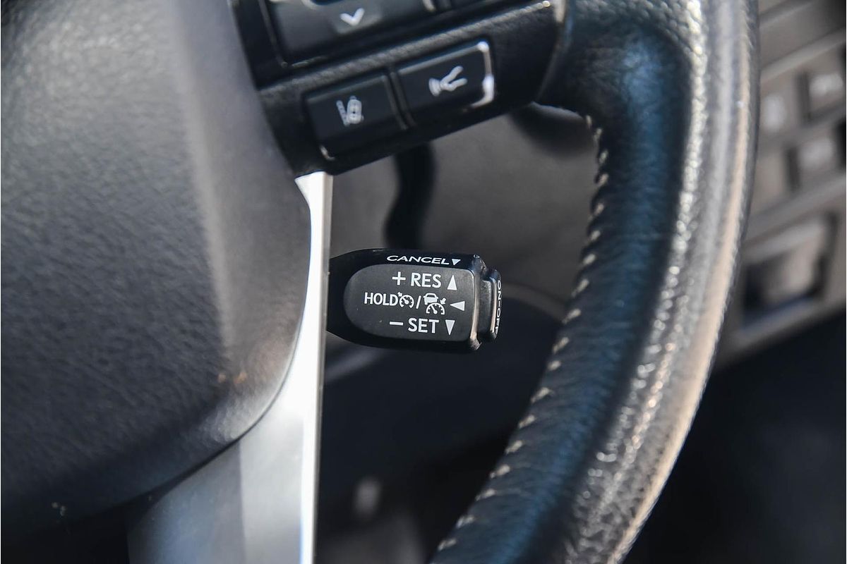 2020 Toyota Hilux SR5 GUN126R 4X4