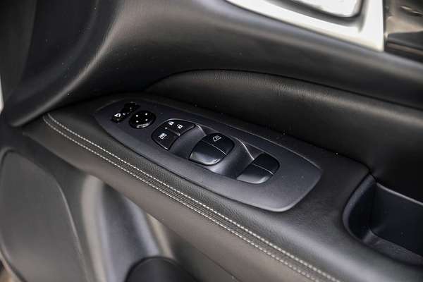 2019 Nissan Pathfinder ST-L R52 Series III