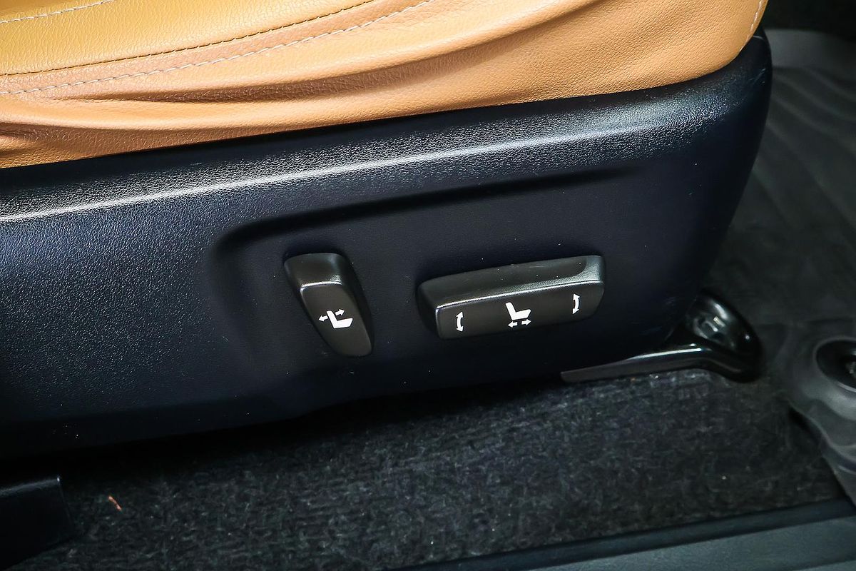 2015 Toyota Fortuner Crusade GUN156R