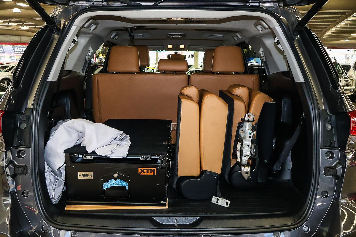 2015 Toyota Fortuner Crusade GUN156R