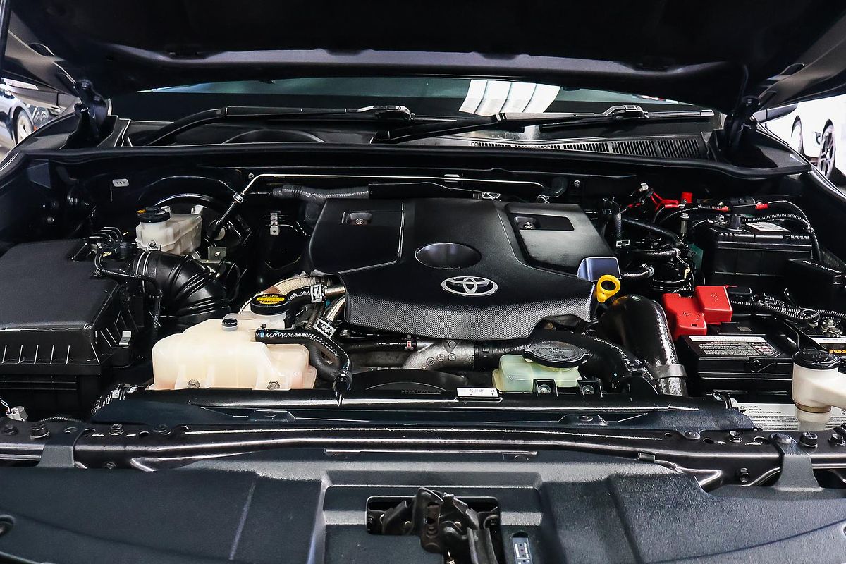 2015 Toyota Fortuner Crusade GUN156R