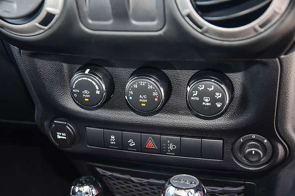 2015 Jeep Wrangler SPORT (4x4) JK MY15