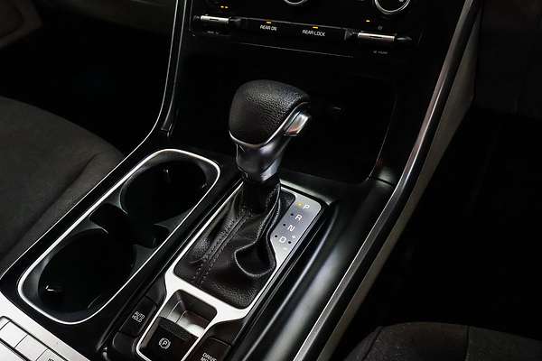 2022 Kia Carnival S KA4