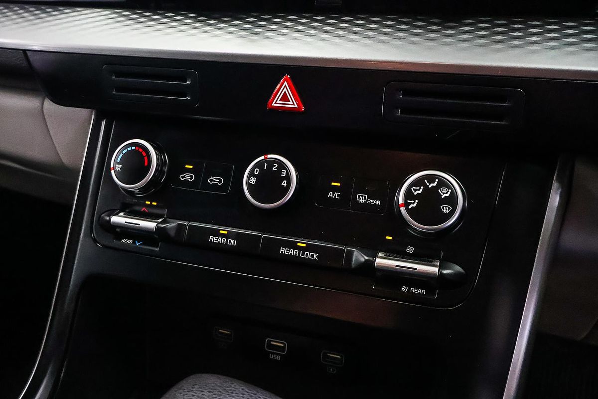 2022 Kia Carnival S KA4