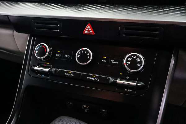 2022 Kia Carnival S KA4