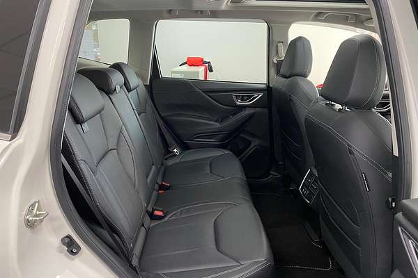 2020 Subaru Forester 2.5i-S S5