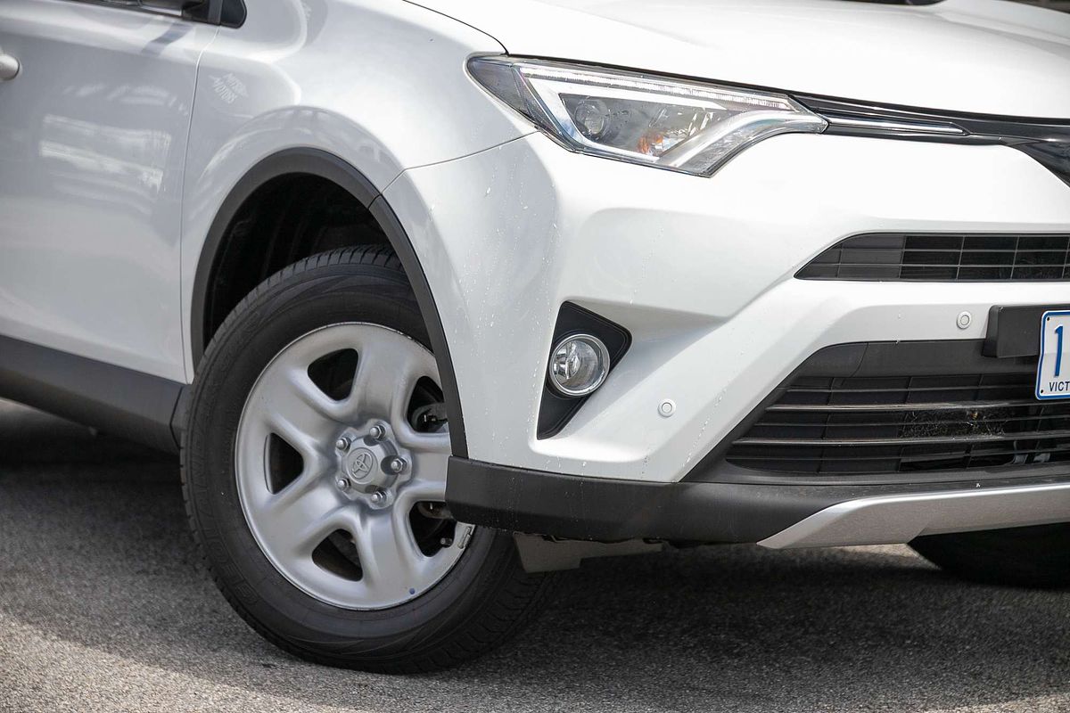 2018 Toyota RAV4 GX ZSA42R