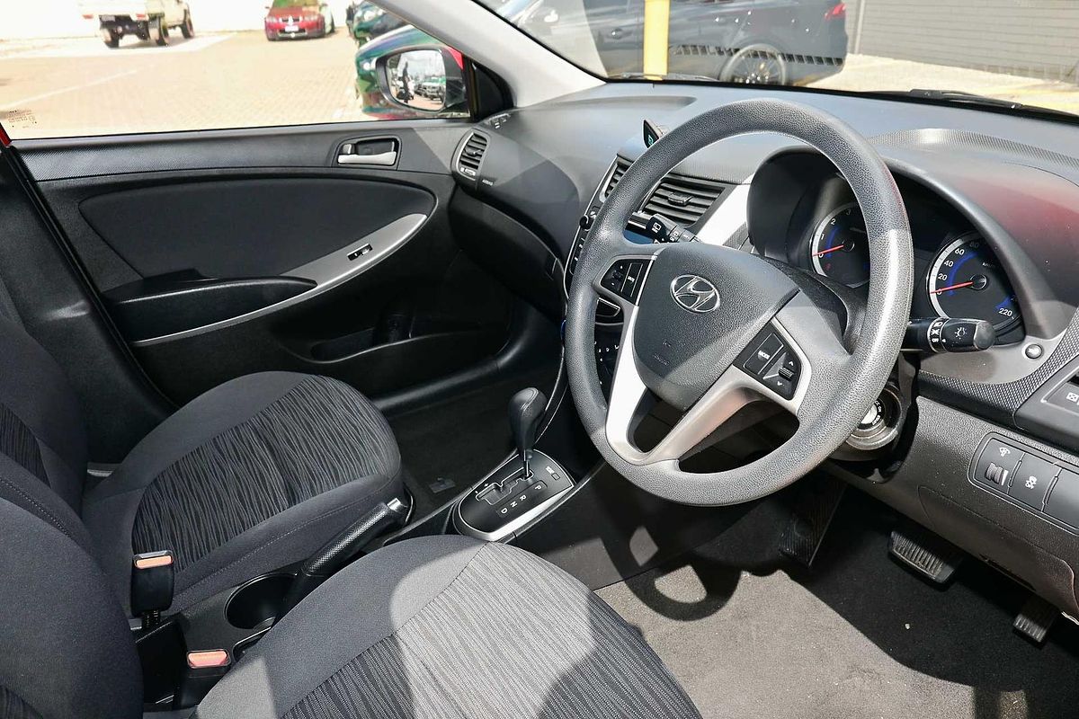 2016 Hyundai Accent Active RB3