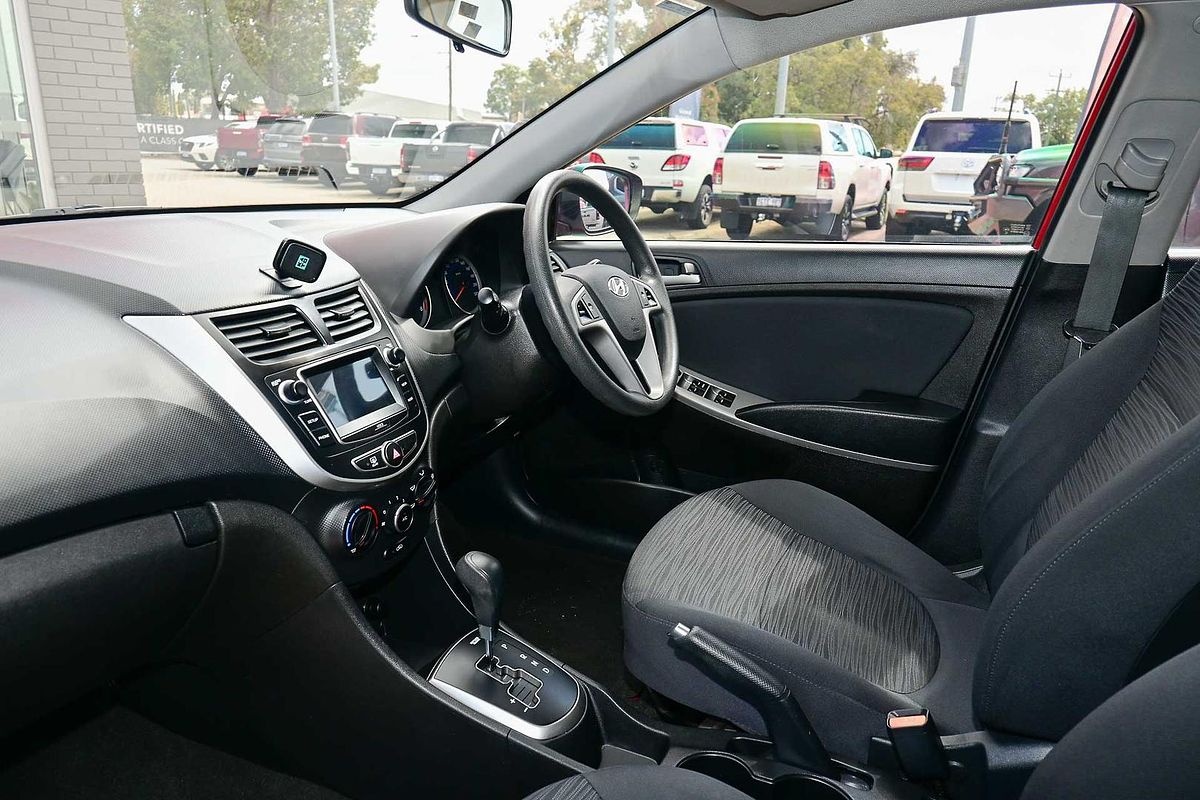 2016 Hyundai Accent Active RB3