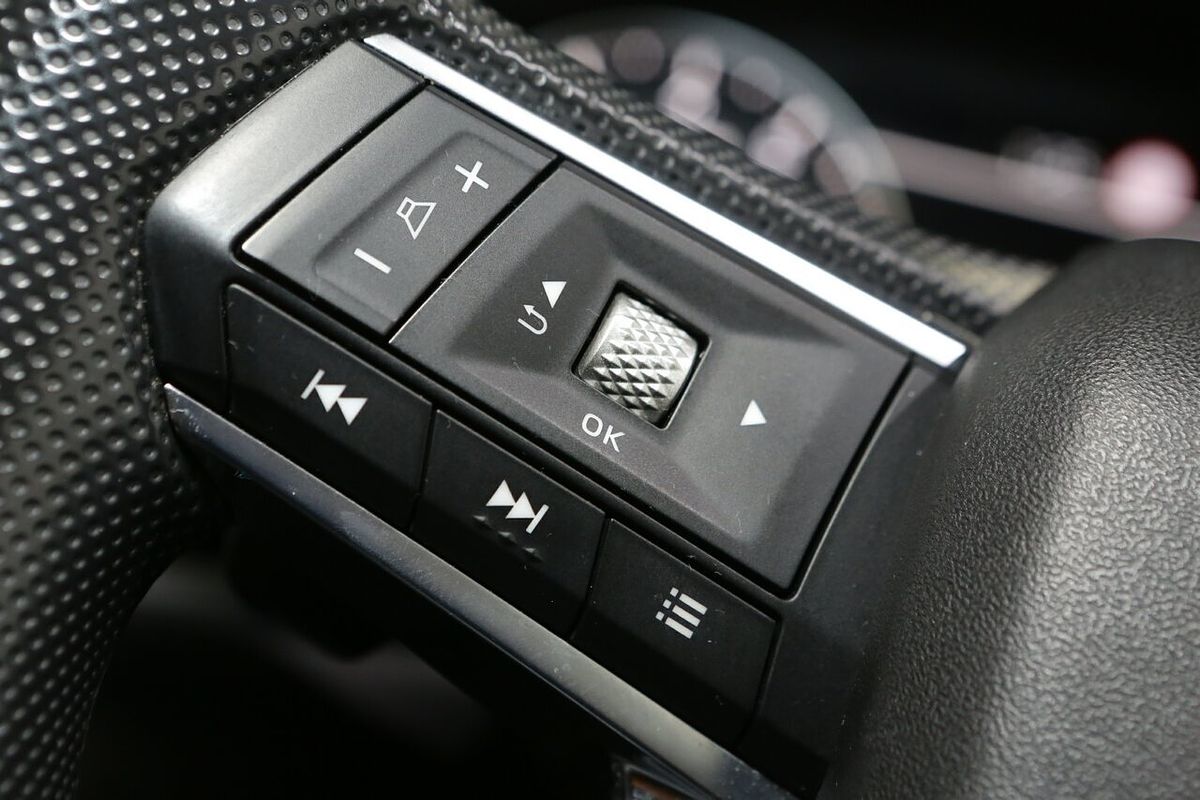 2022 Mitsubishi Outlander ES ZM
