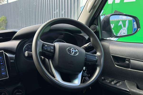 2016 Toyota Hilux SR GUN126R 4X4