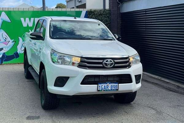 2016 Toyota Hilux SR GUN126R 4X4
