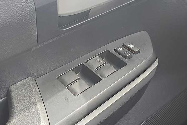 2015 Toyota Tundra SR5