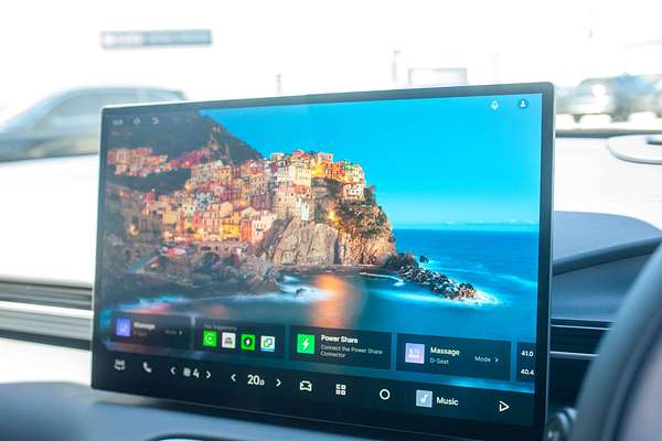 2025 Geely EX5 Inspire E245