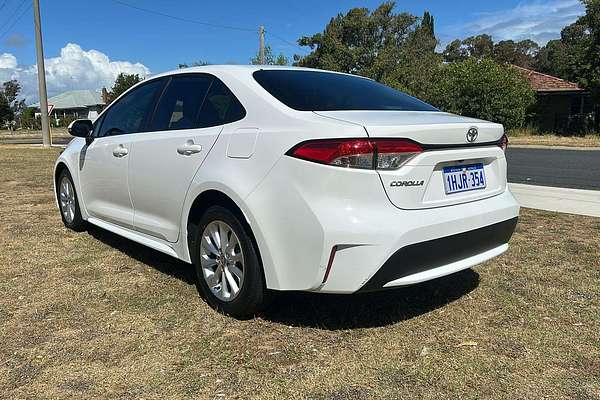 2021 Toyota Corolla Ascent Sport MZEA12R