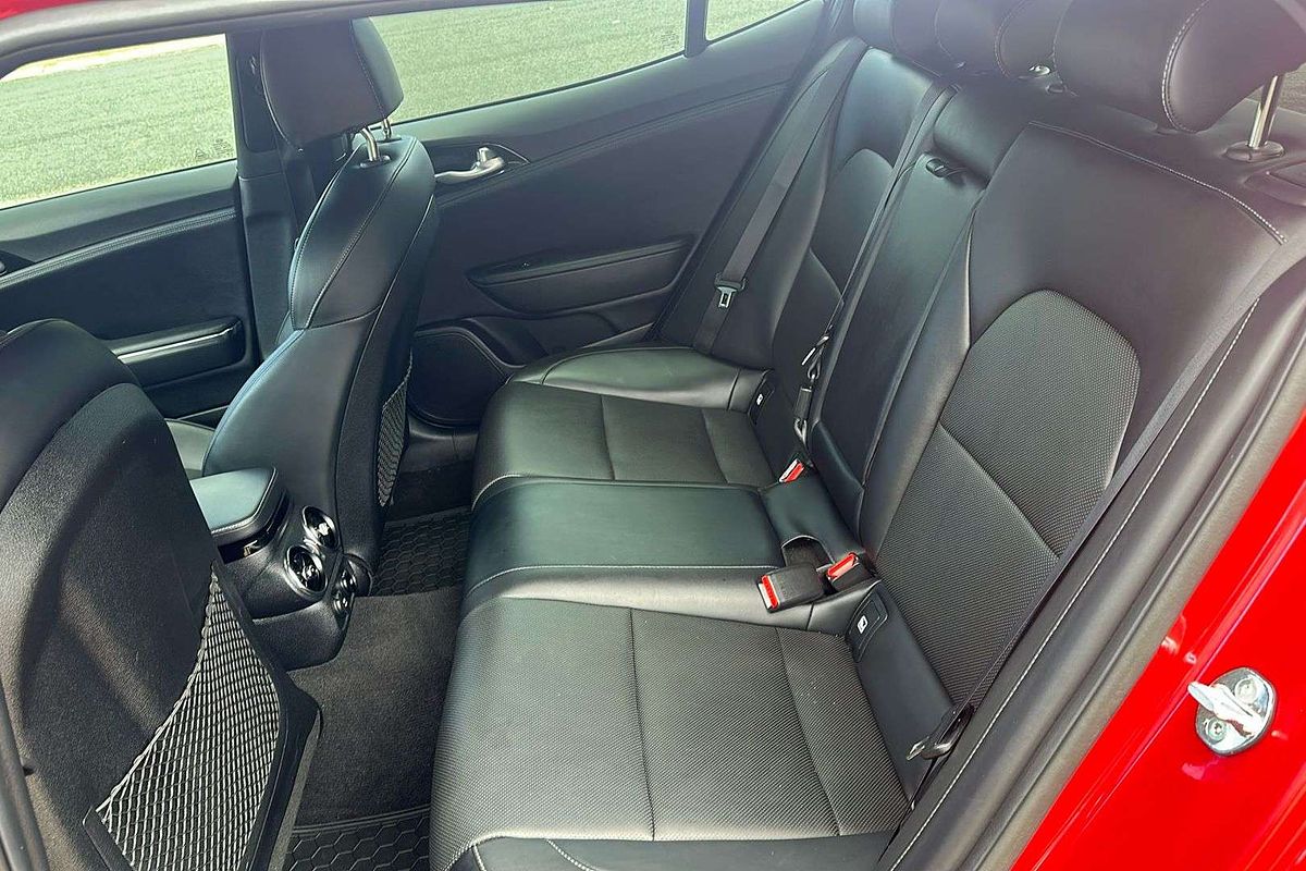 2021 Kia Stinger 200S CK