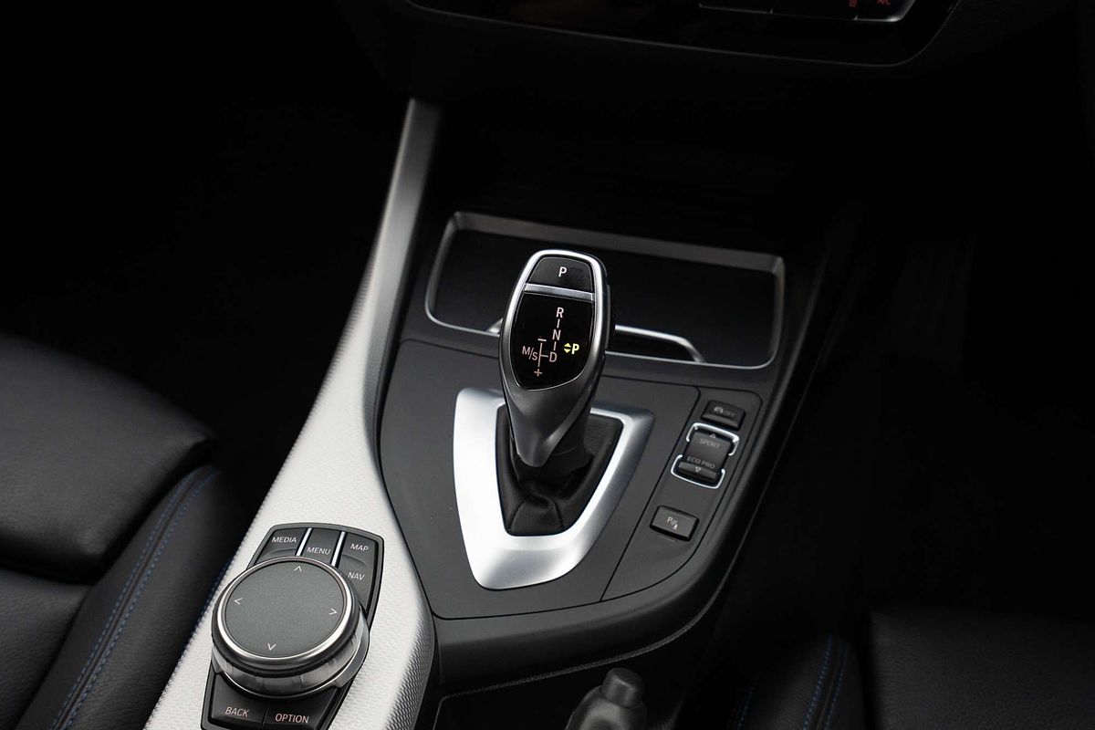 2017 BMW 1 Series M140i F20 LCI