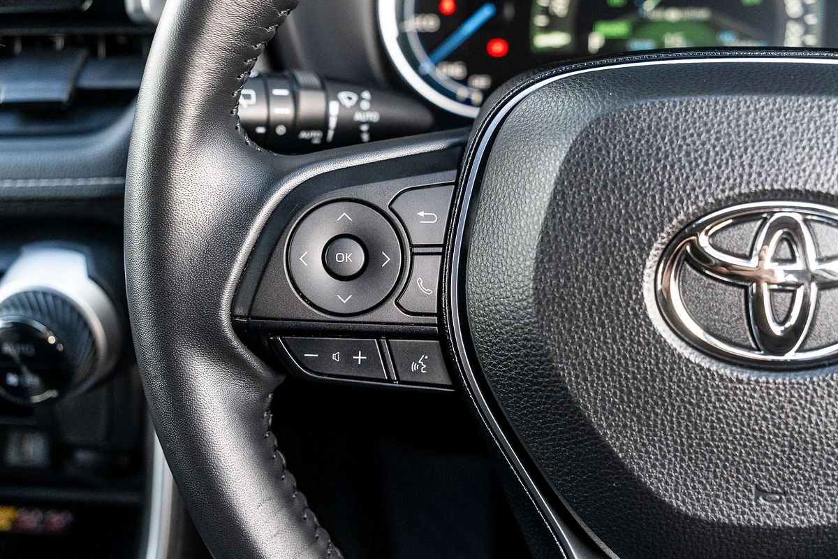 2024 Toyota RAV4 GXL AXAH52R