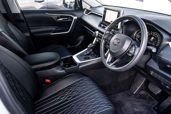 2024 Toyota RAV4 GXL AXAH52R