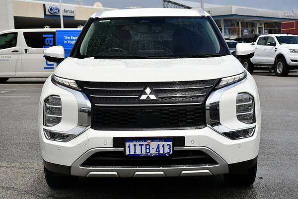 2024 Mitsubishi Outlander LS ZM