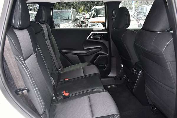 2024 Mitsubishi Outlander LS ZM