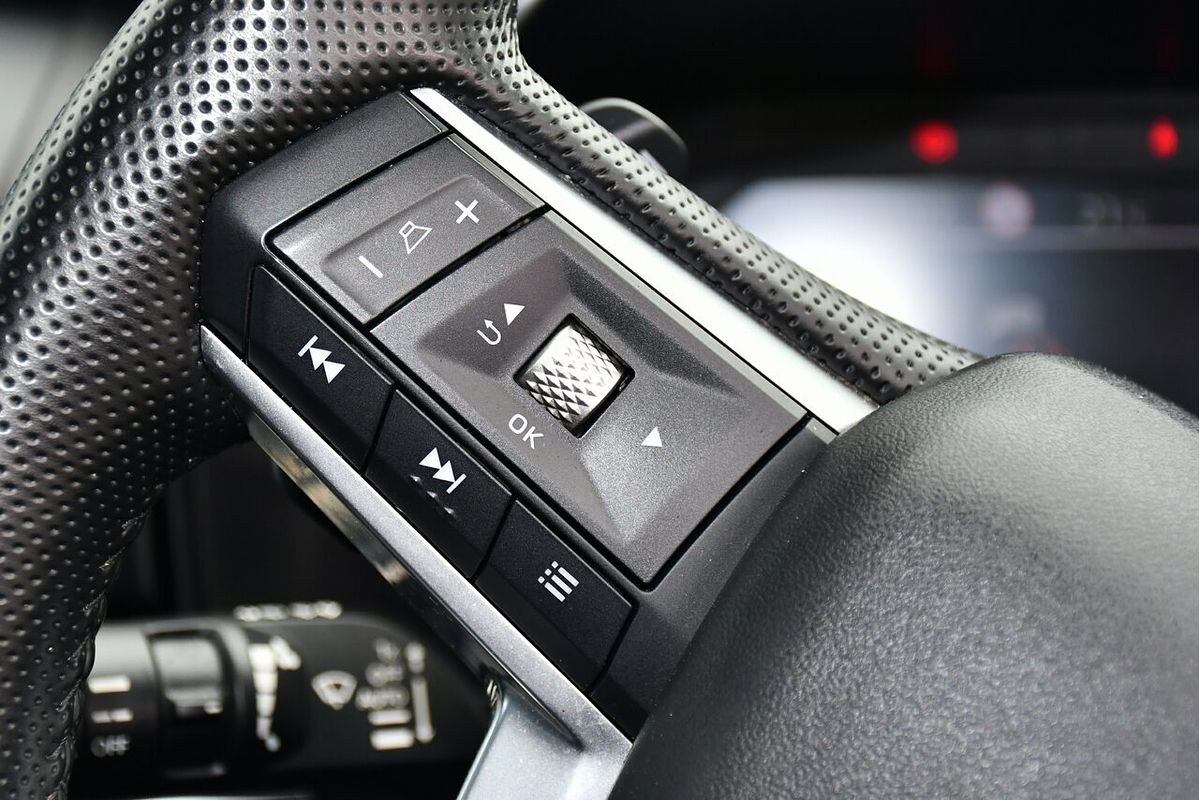 2024 Mitsubishi Outlander LS ZM