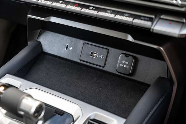 2025 MG U9 Explore EKK1C 4X4