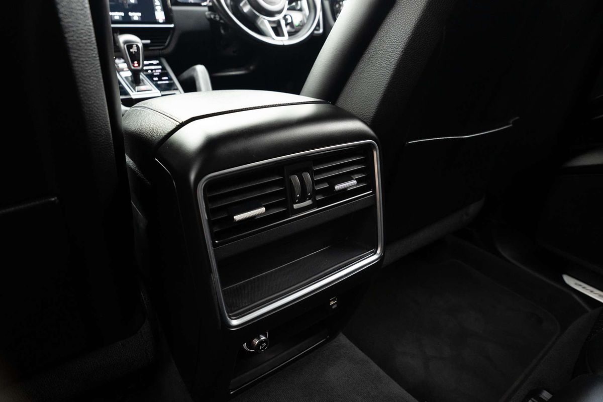 2019 Porsche Cayenne 9YA