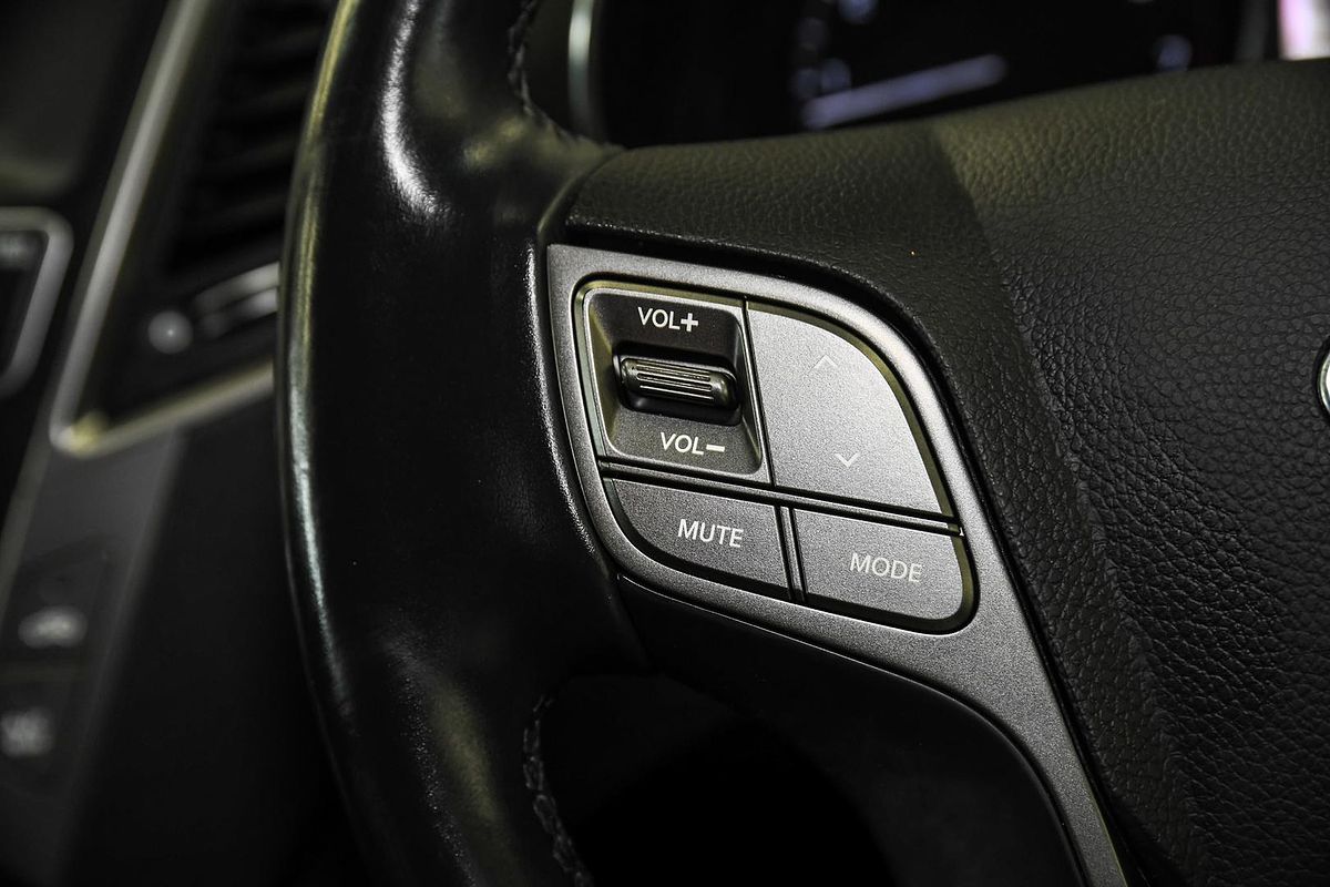 2018 Hyundai Santa Fe Active X DM5 Series II