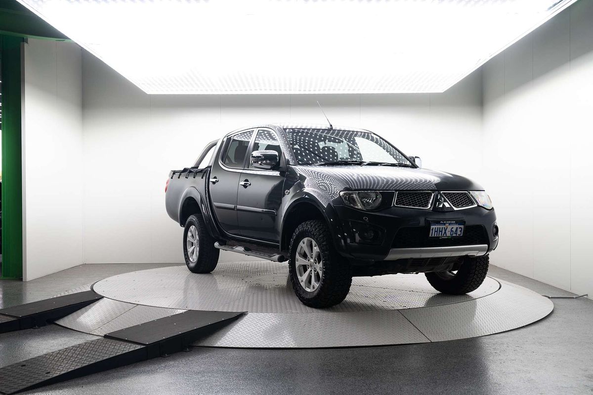 2014 Mitsubishi Triton GLX-R MN 4X4