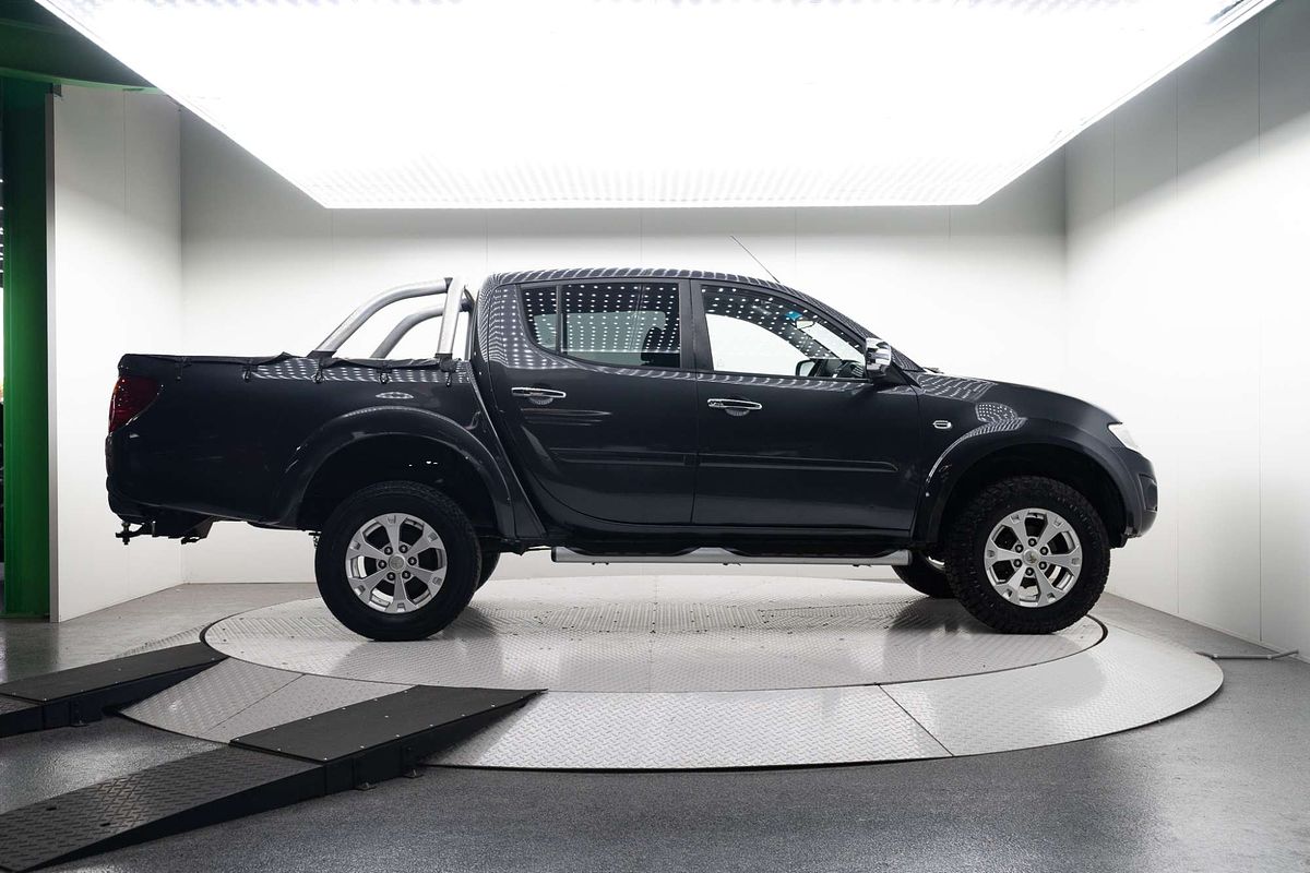 2014 Mitsubishi Triton GLX-R MN 4X4