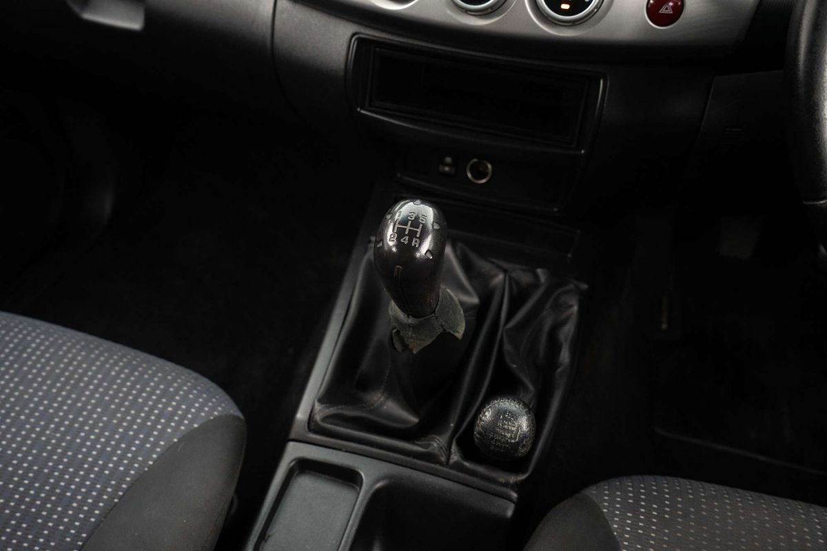 2014 Mitsubishi Triton GLX-R MN 4X4