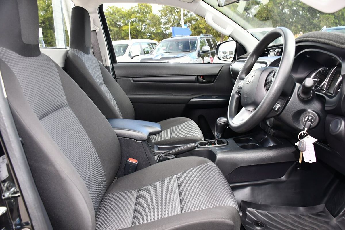 2022 Toyota Hilux Workmate TGN121R Rear Wheel Drive