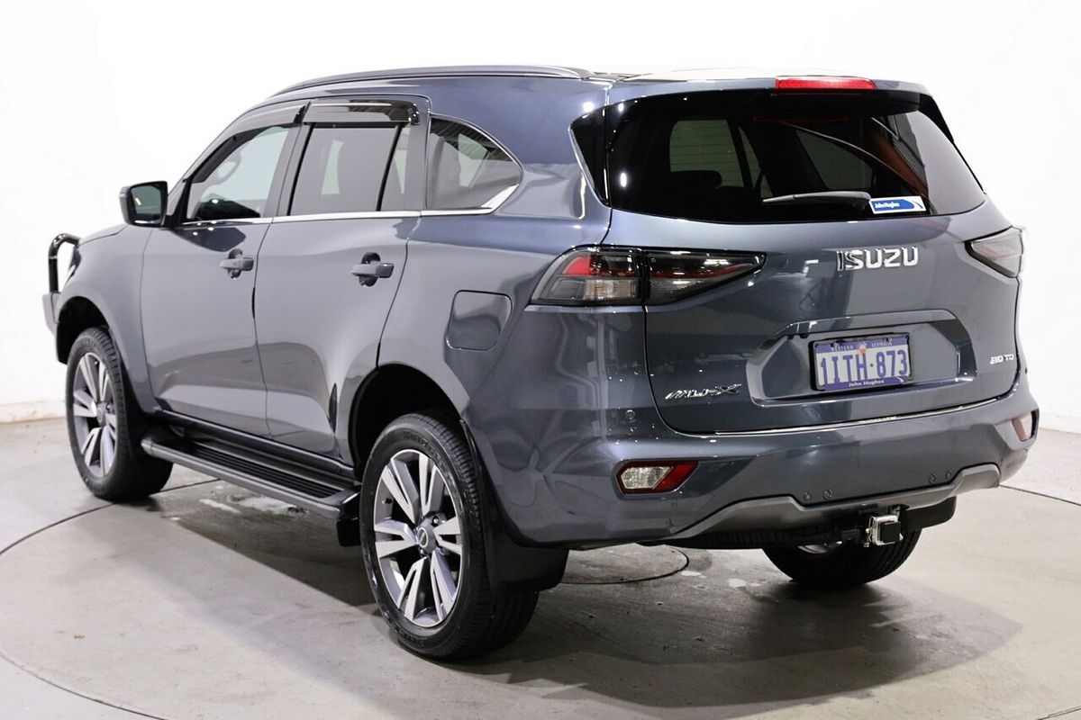 2023 Isuzu MU-X LS-T