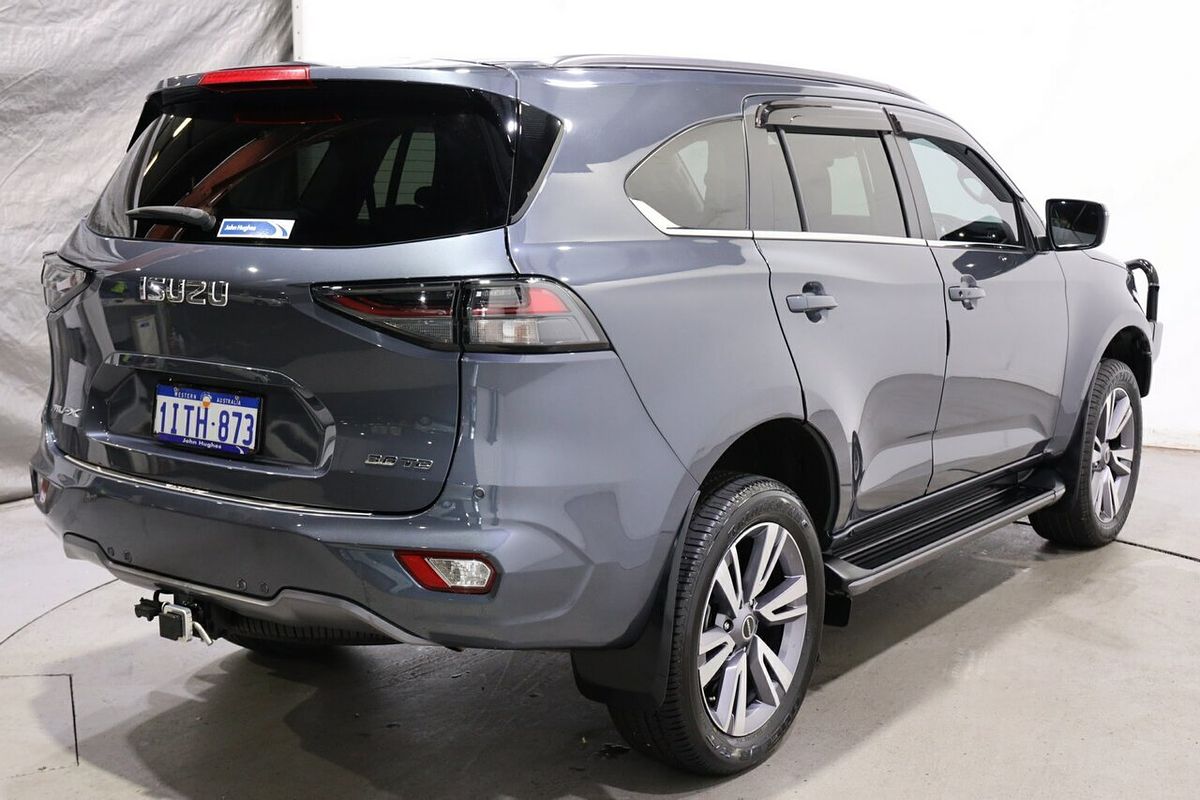 2023 Isuzu MU-X LS-T