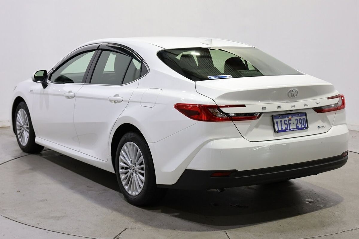 2025 Toyota Camry Ascent AXVH80R