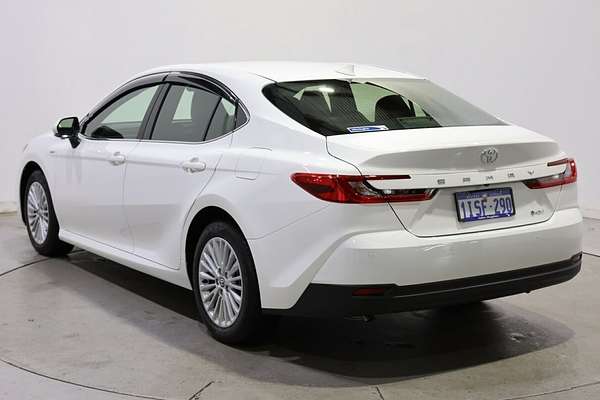 2025 Toyota Camry Ascent AXVH80R