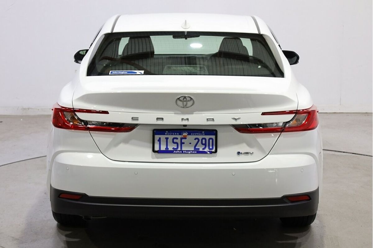 2025 Toyota Camry Ascent AXVH80R
