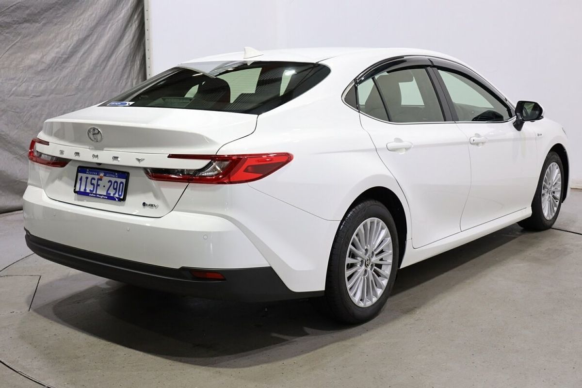 2025 Toyota Camry Ascent AXVH80R